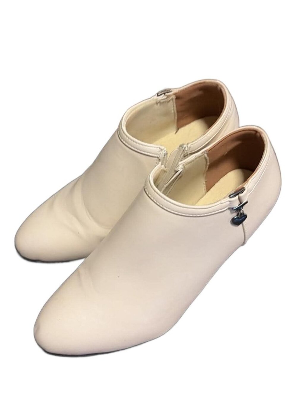 Unbranded cream heeled booties